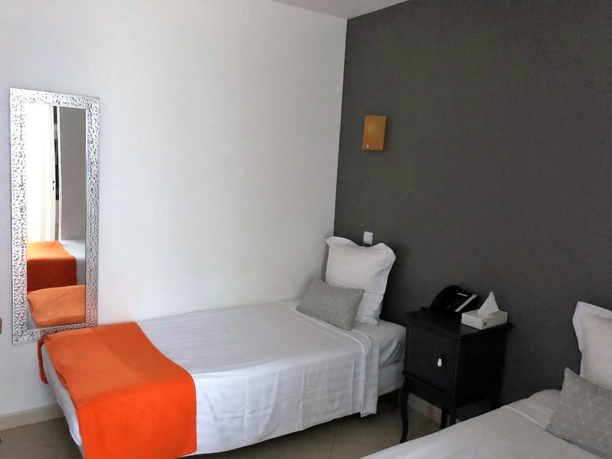 Aquitain Hotel Gare Saint-Jean Бордо Экстерьер фото
