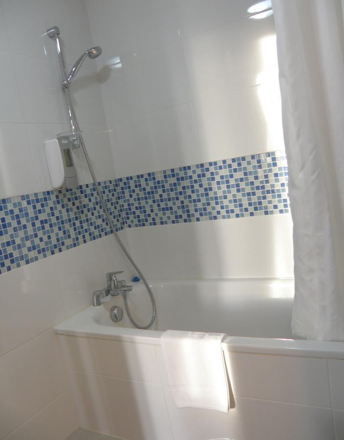 Aquitain Hotel Gare Saint-Jean Бордо Экстерьер фото